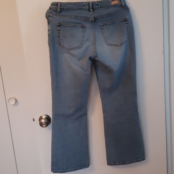 LONDON JEANS - Picture 3 of 8